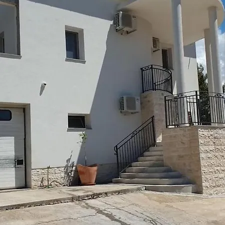 Mediterana Villa